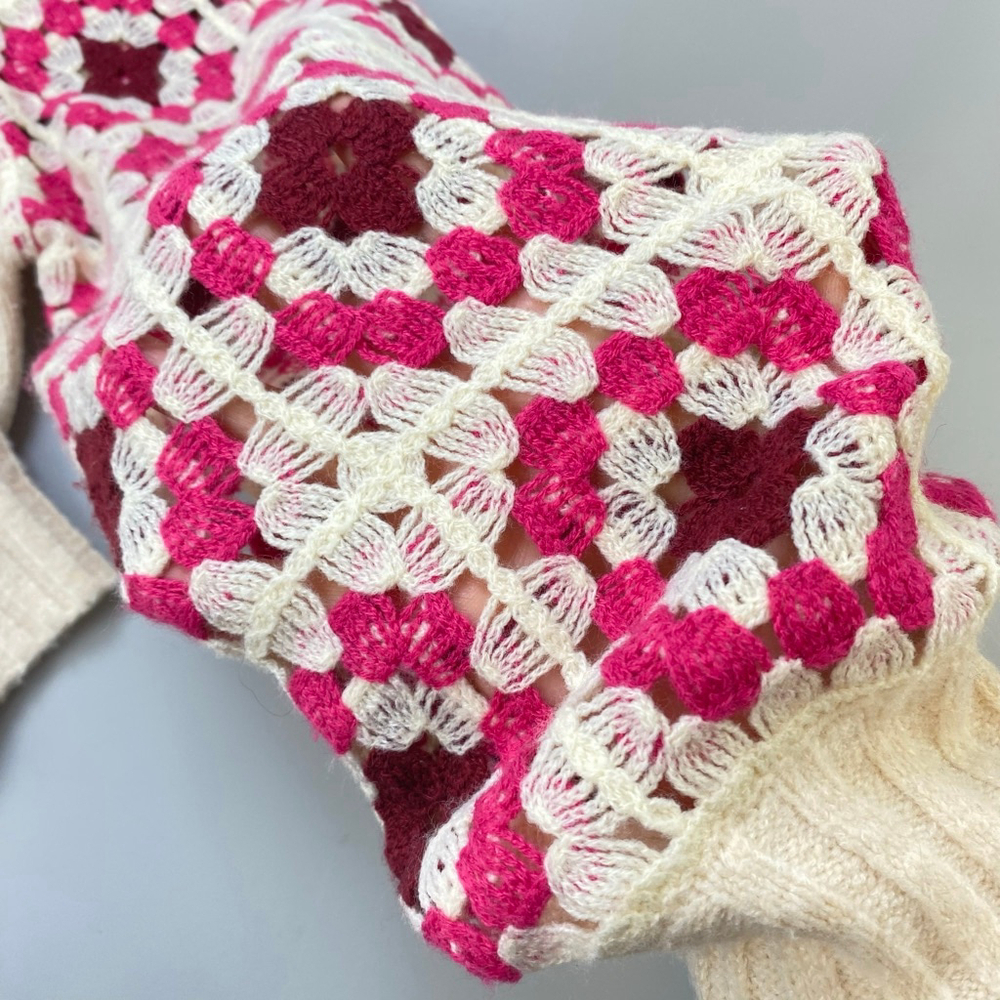 Crochet Sweater Womens Small Cream Pink Granny Square Grandmacore Boho Cottage - Picture 11 of 13